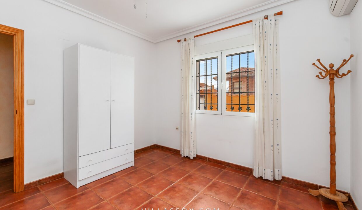 DSC04191618679b24decb