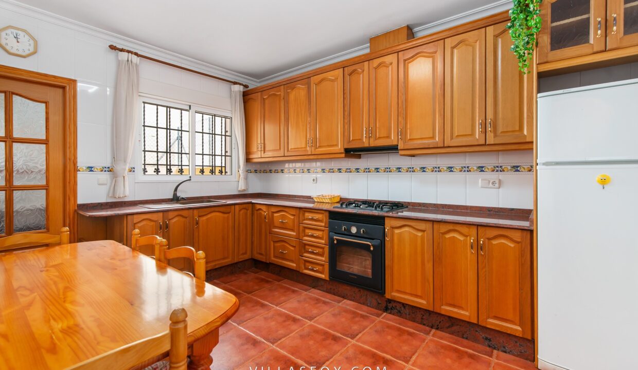 DSC04207618679b375060