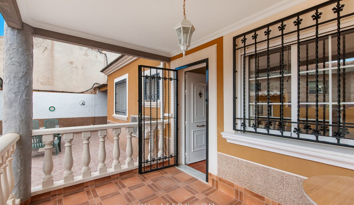 DSC04223618679b52772d