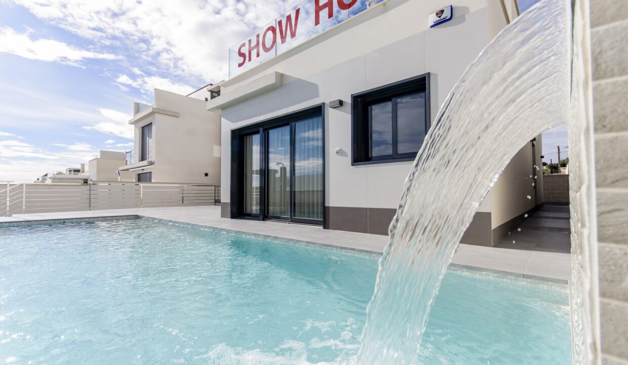 _DSC18146044fe5e684ec