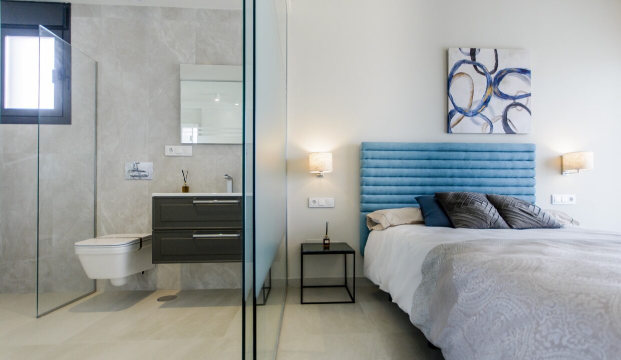 _DSC18456044fe5e64f5a