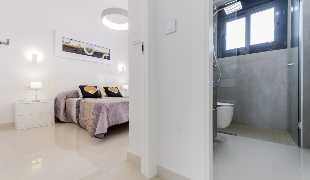 _DSC23636044f5ebccf39