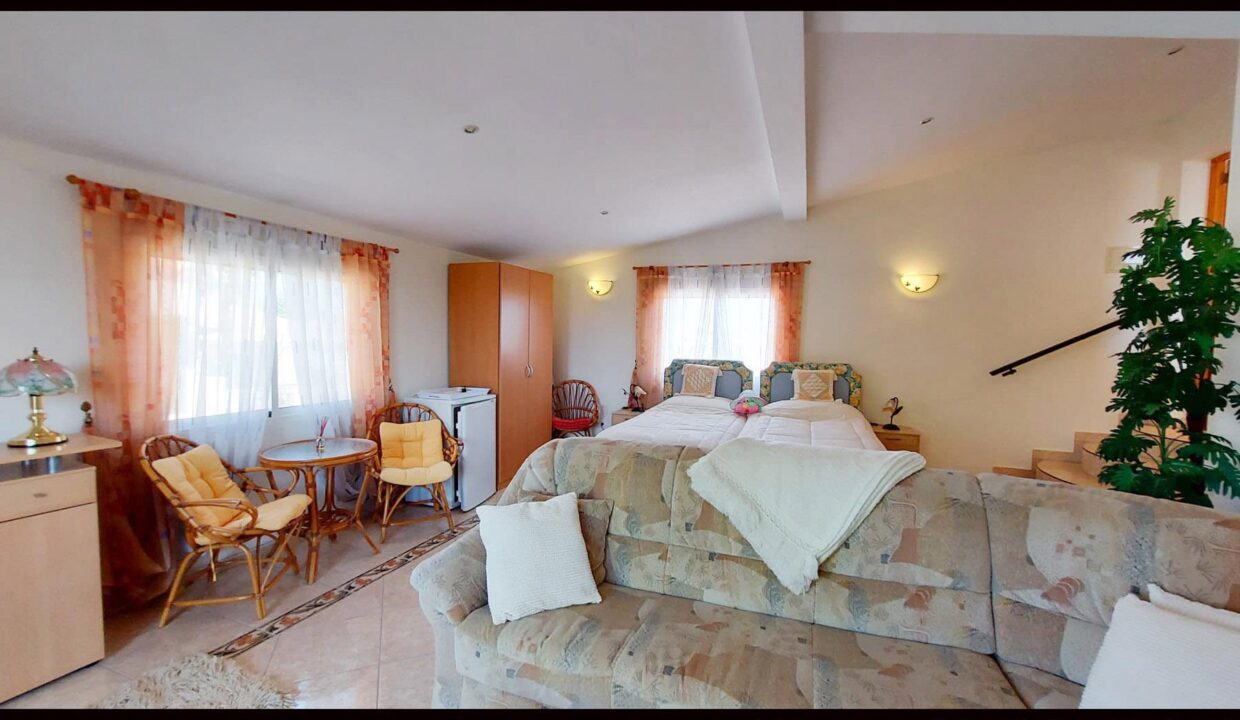La_Marina_luxury_villa_for_sale_with_guest_apartment_by_Villas_Fox_1c72db40-3459-4b19-86bb-52b732175c2d613cd4d896268