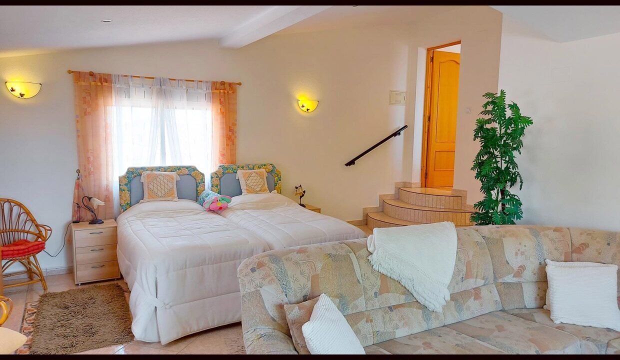 La_Marina_luxury_villa_for_sale_with_guest_apartment_by_Villas_Fox_7cb3a705-0416-40c4-a021-cd73dff4f485613cd4d883424