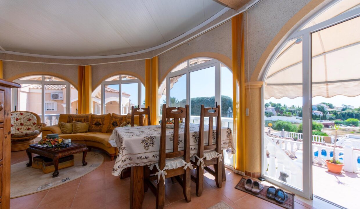 La_Marina_luxury_villa_for_sale_with_guest_apartment_by_Villas_Fox_DSC00420613cd4dd8d860