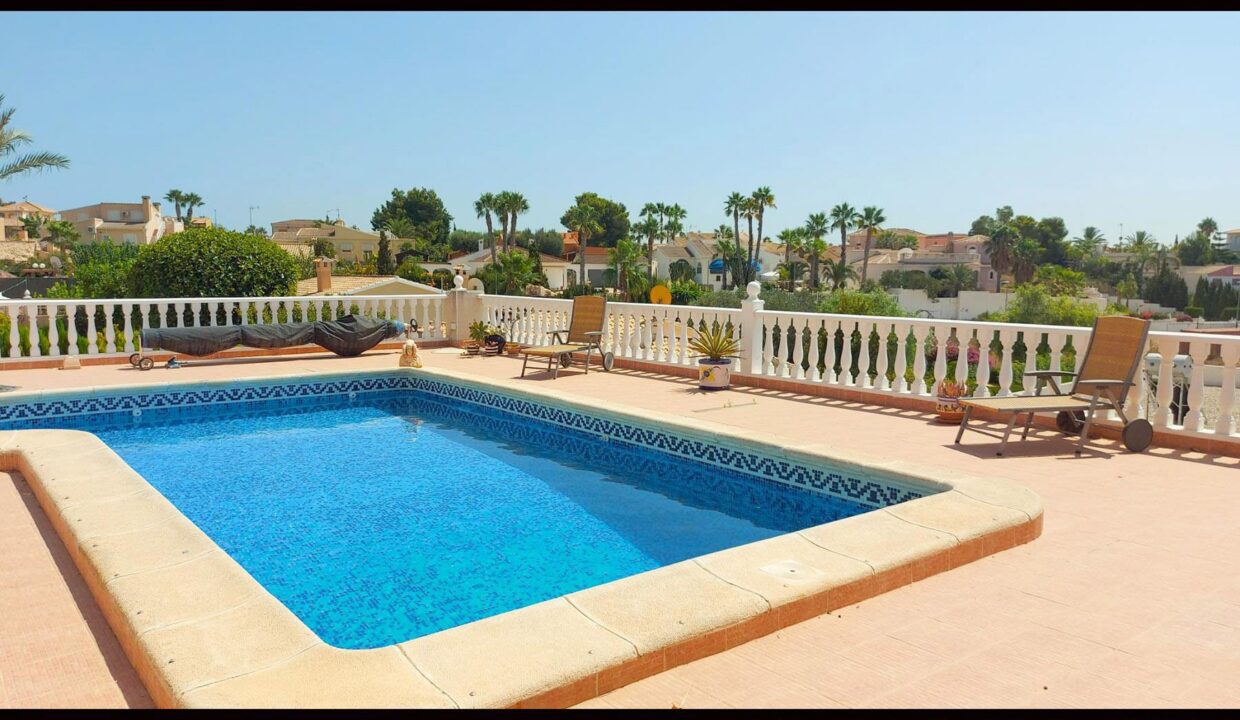 La_Marina_luxury_villa_for_sale_with_guest_apartment_by_Villas_Fox_WhatsApp_Image_2021-09-03_at_18.18.16_3_613cd4e10f7fd