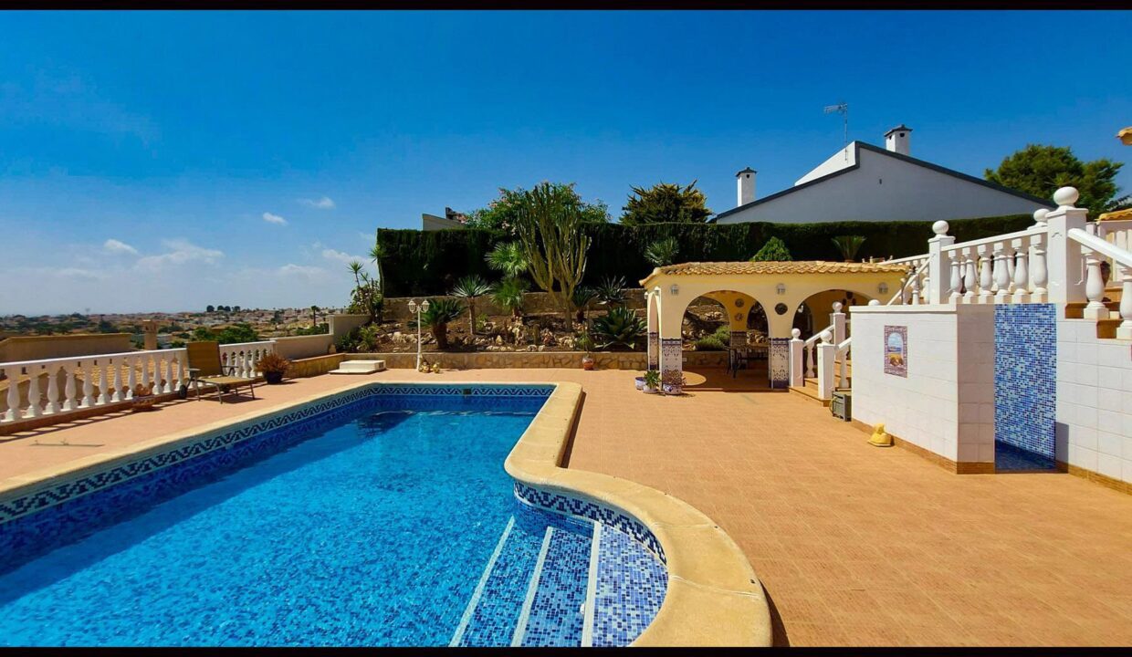 La_Marina_luxury_villa_for_sale_with_guest_apartment_by_Villas_Fox_WhatsApp_Image_2021-09-03_at_18.18.17_2_613cd4e16b7e5