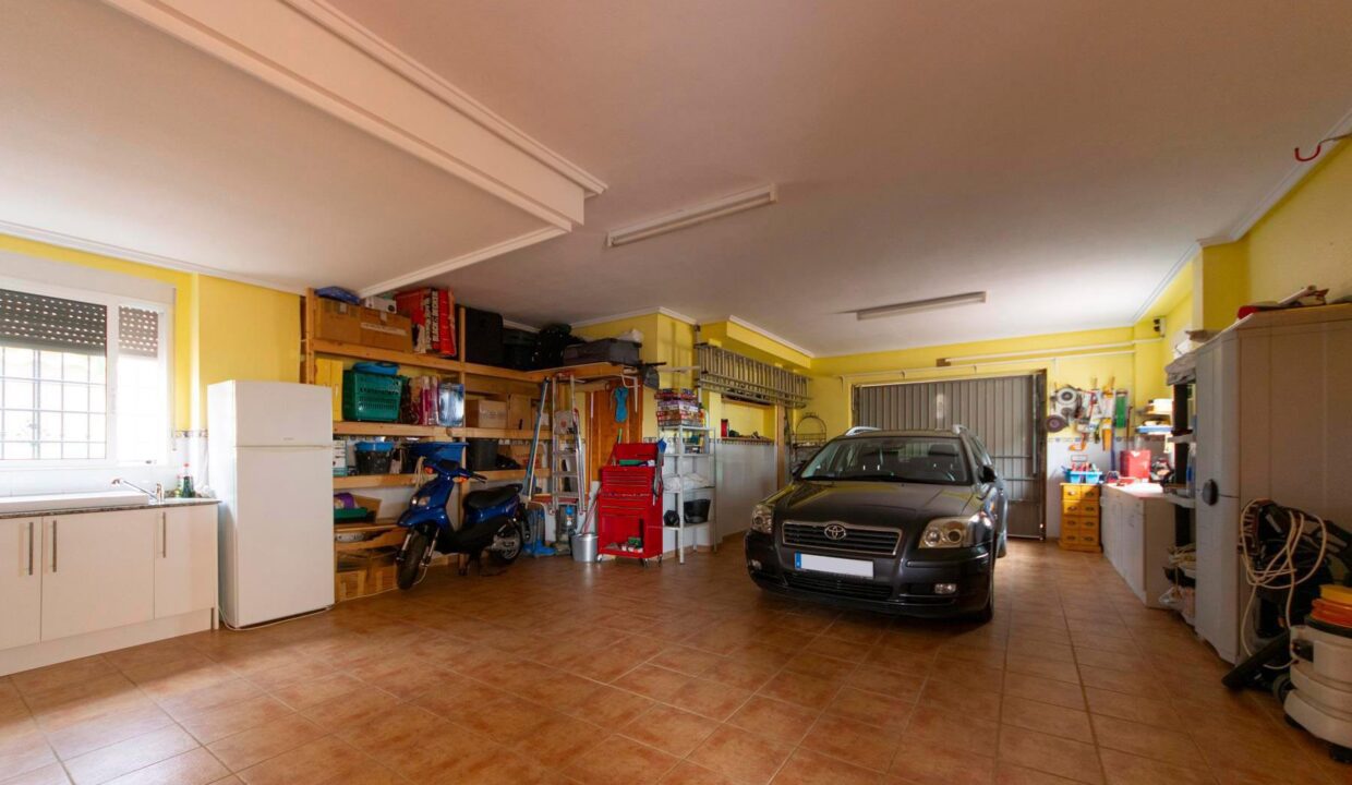 Lakeview_Mansions_large_villa_for_sale_San_Miguel_de_Salinas_DSC00061612a76901ece7