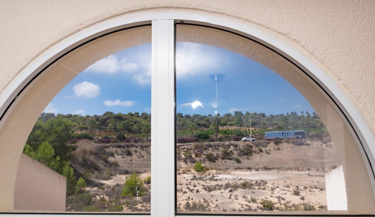 Las_Ramblas_villa_for_sale_great_price_Villas_Fox_DSC005926139135851812