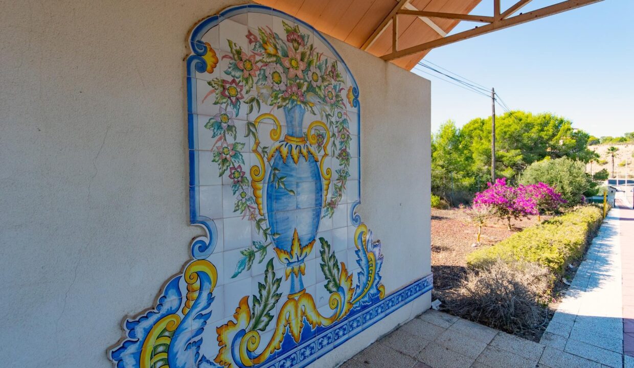 Las_Ramblas_villa_for_sale_great_price_Villas_Fox_DSC008566139fb9d4bbf0