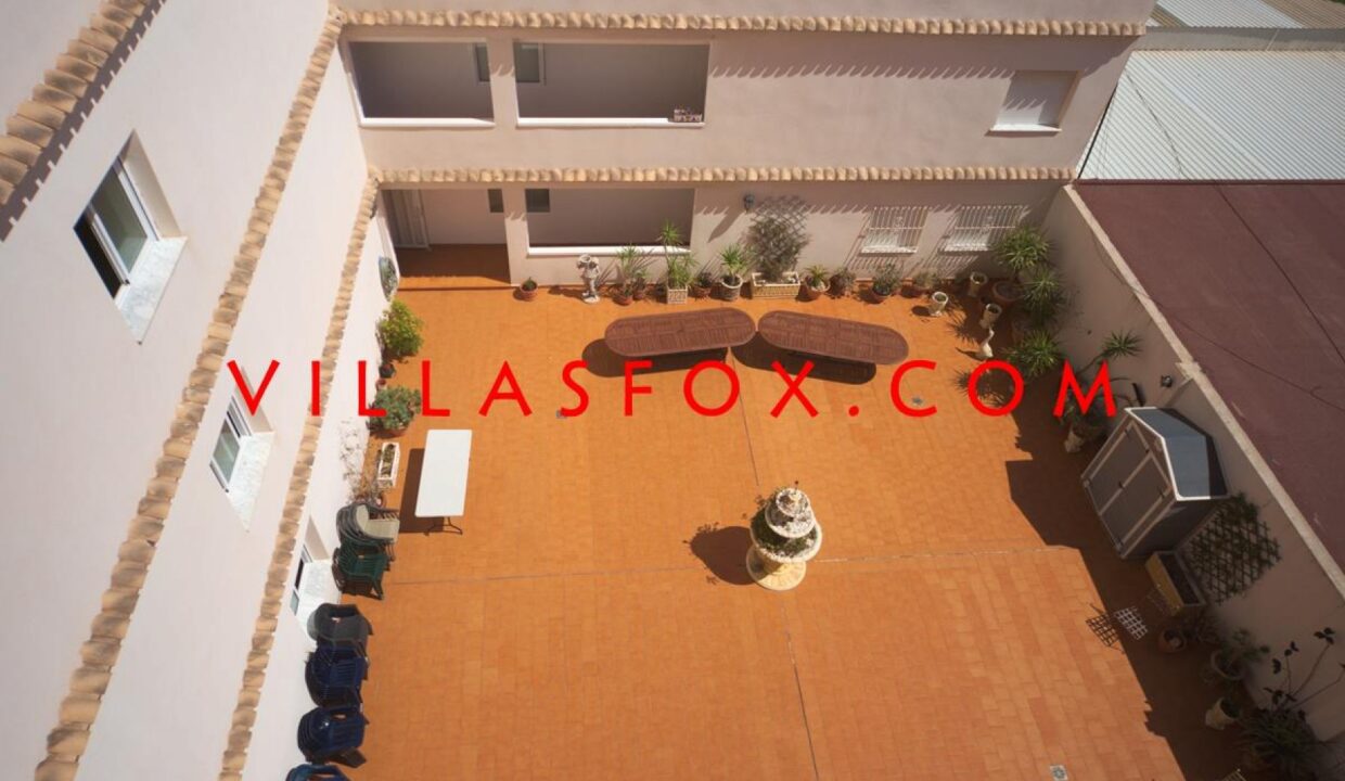 San_Miguel_de_Salinas_Costa_Paraso_IV_communal_patio_garden5ec4001603031