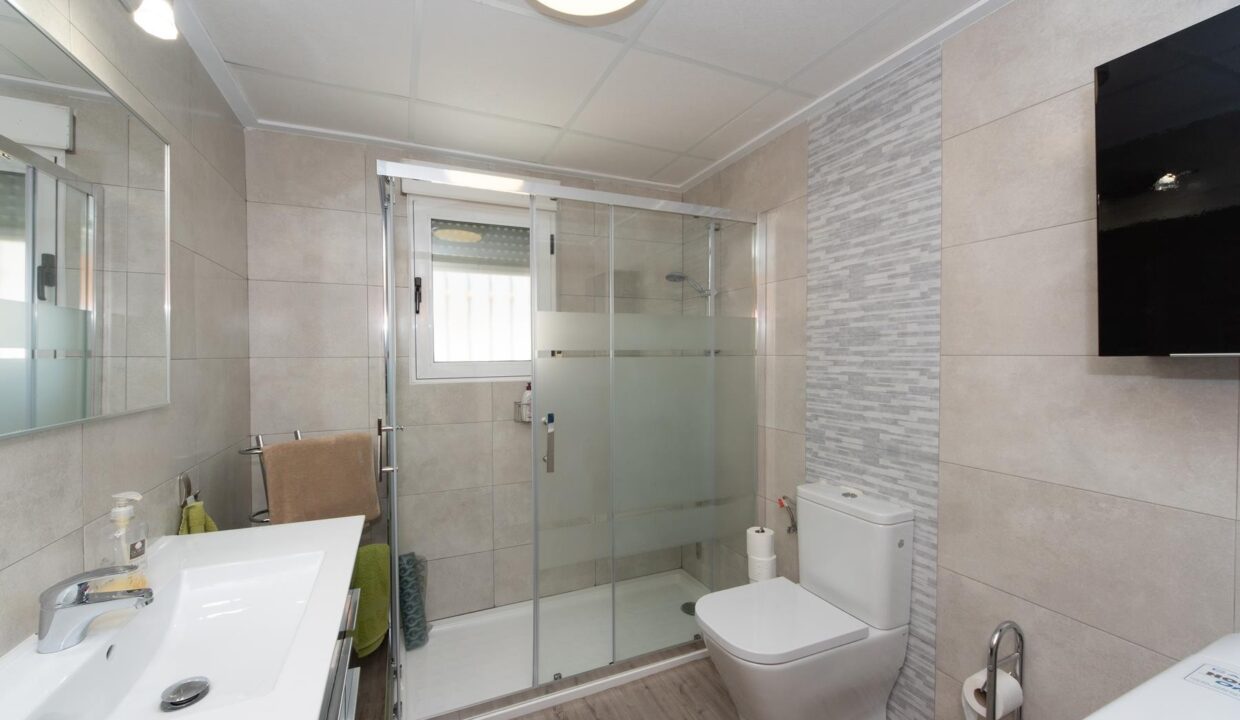 San_Miguel_de_Salinas_villa_for_sale_Las_Comunicaciones_DSC046726146fff64cb3a