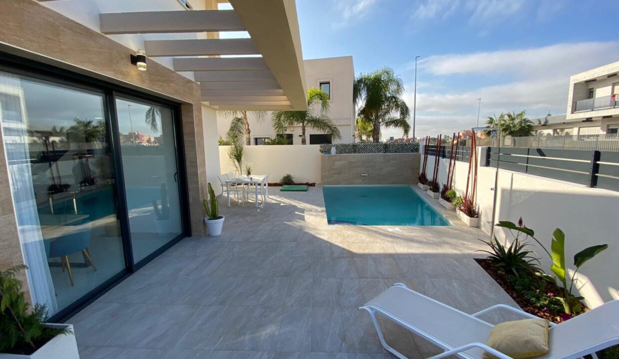 WhatsApp_Image_2020-12-18_at_13.12.53-25fdca064359c1