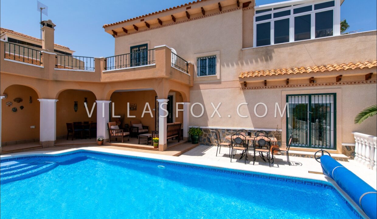 copy1148_2_villasmaria_luxury_villa_torrestrella_comunicaciones_san_miguel_de_salinas-02