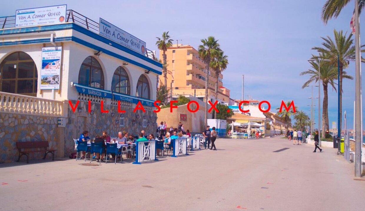 mil_palmeras_greek_restaurant5b4783134b7fe6153203e0a136