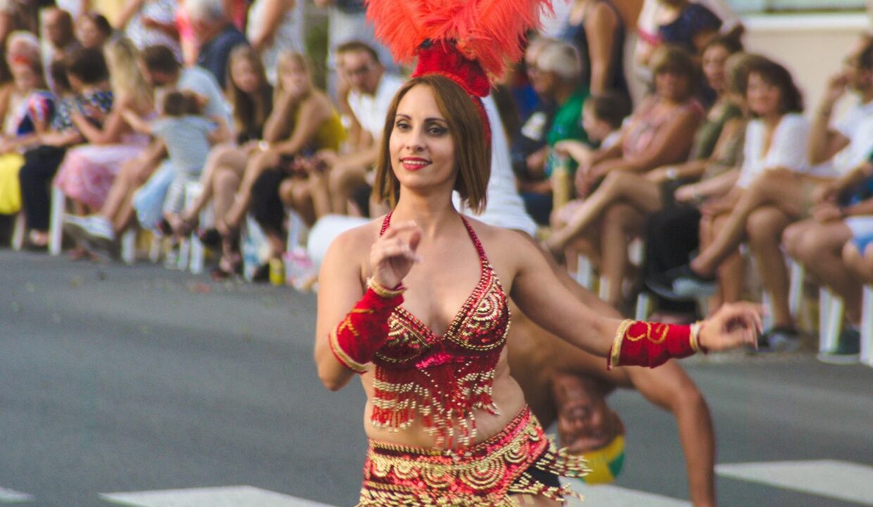 san_miguel_dancer5f1067ee6a1ae