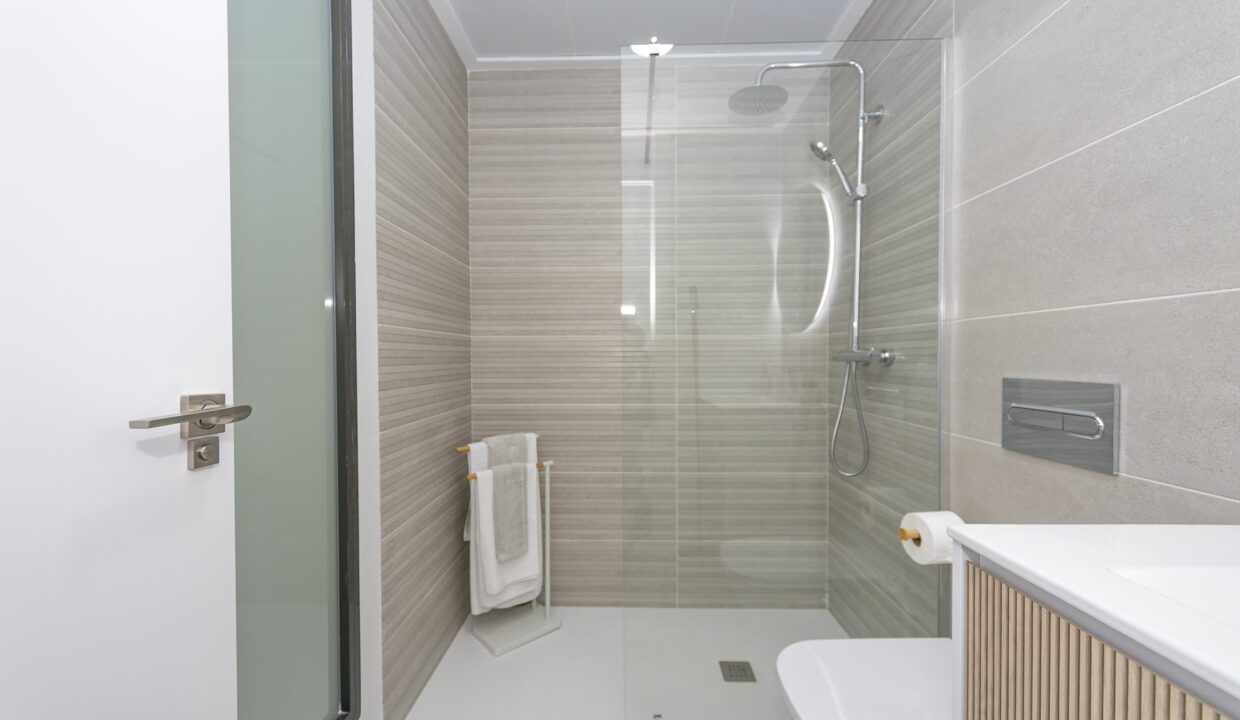NatureViews-GF-Bathroom2