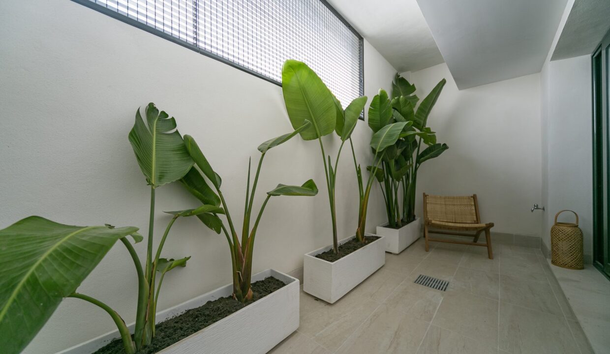 NatureViews-GF-Terrace2