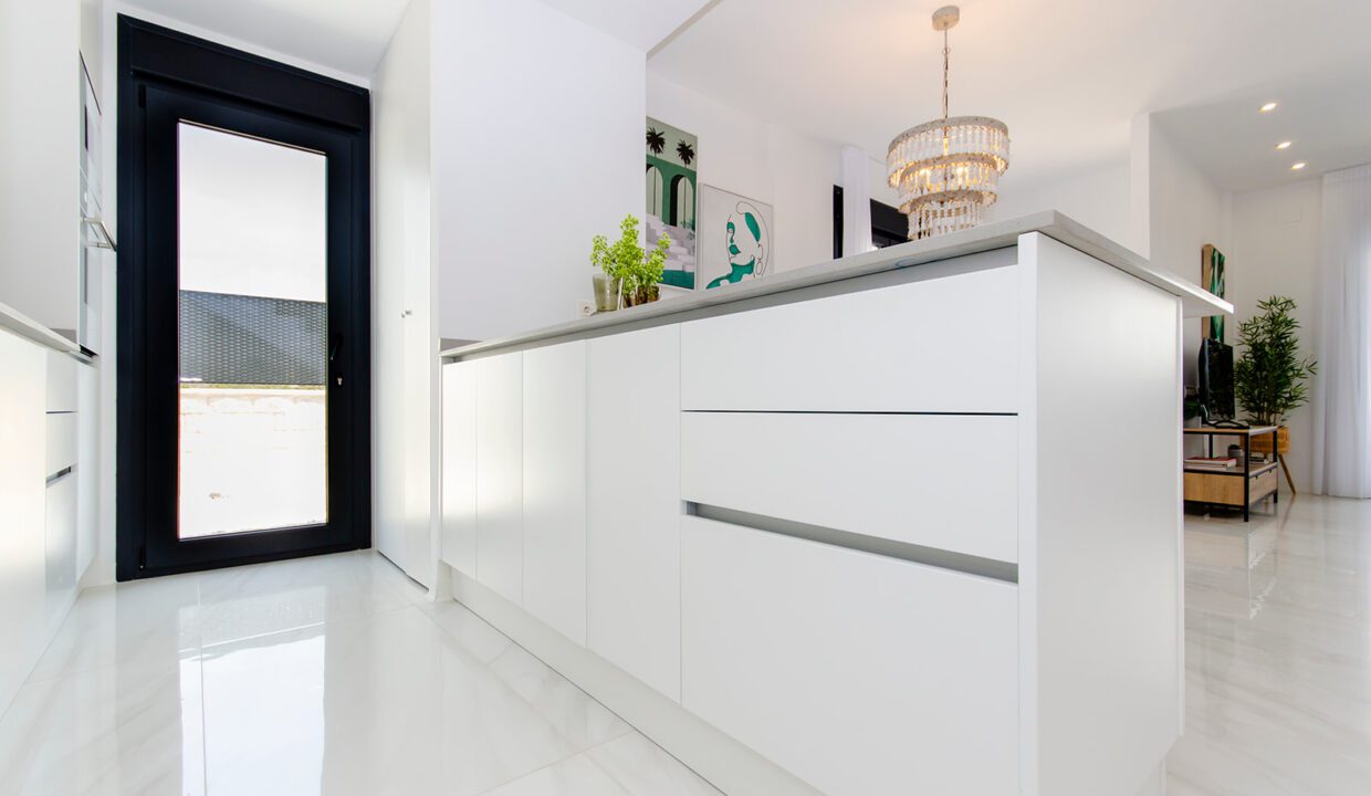SUNA PROPERTIES