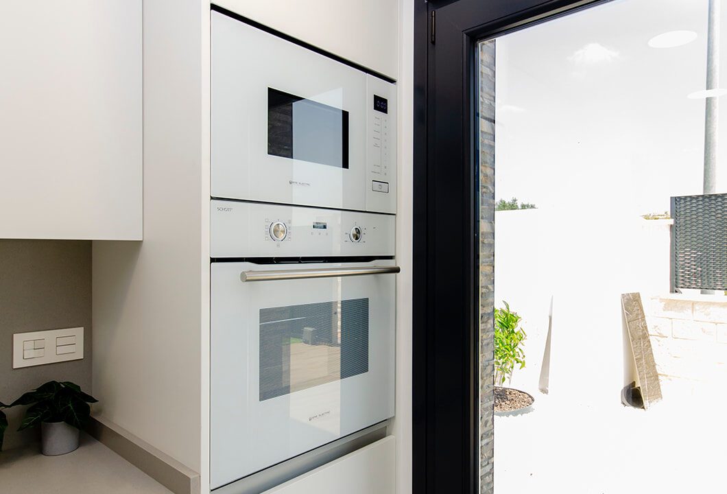 SUNA PROPERTIES