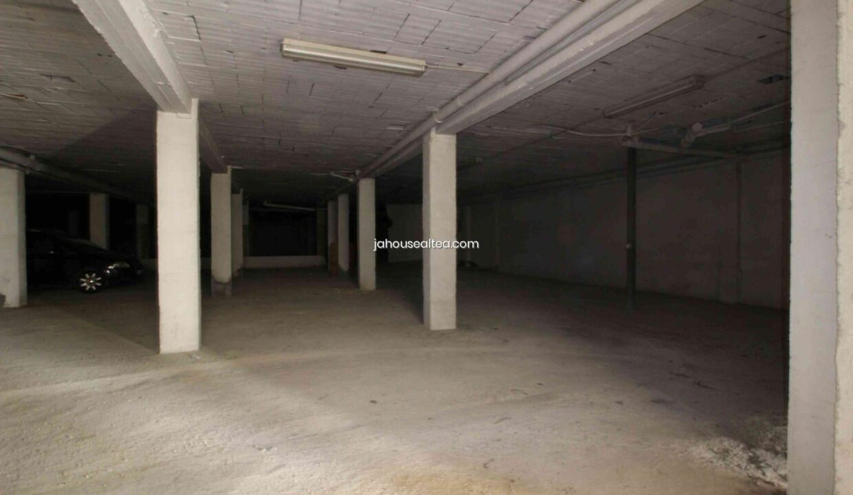 6717aed16f20b