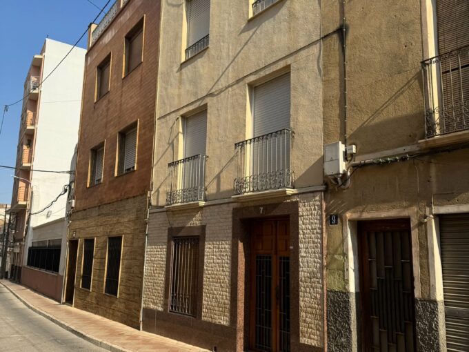 FACHADA PRINCIPAL