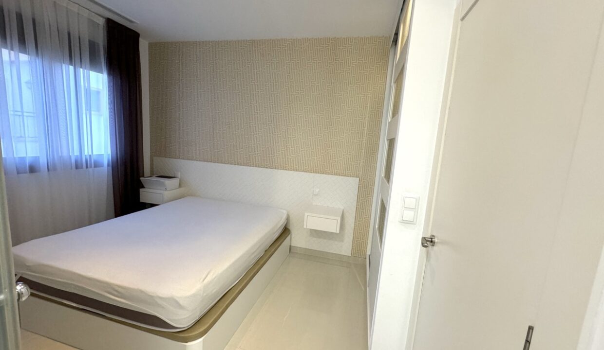 16 en tamaño grande